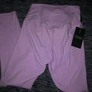 NVGTN signature leggings